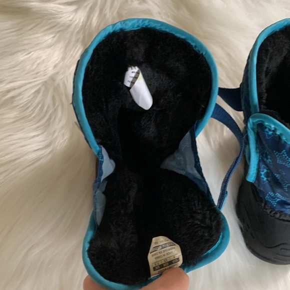 Kamik Snow Bug Blue and Black Velcro Strap Toddler Snow Boot - Picture 7 of 12